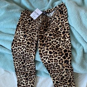 Cheetah print leggings